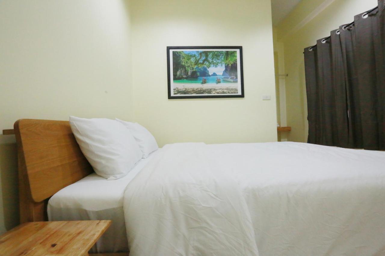 Albergue Interest Poshtel Bangkok Exterior foto