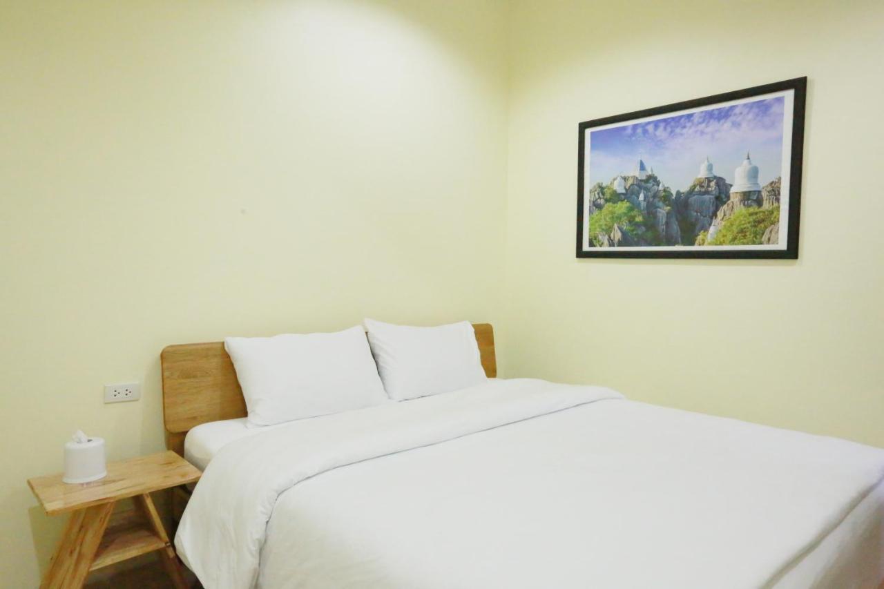 Albergue Interest Poshtel Bangkok Exterior foto