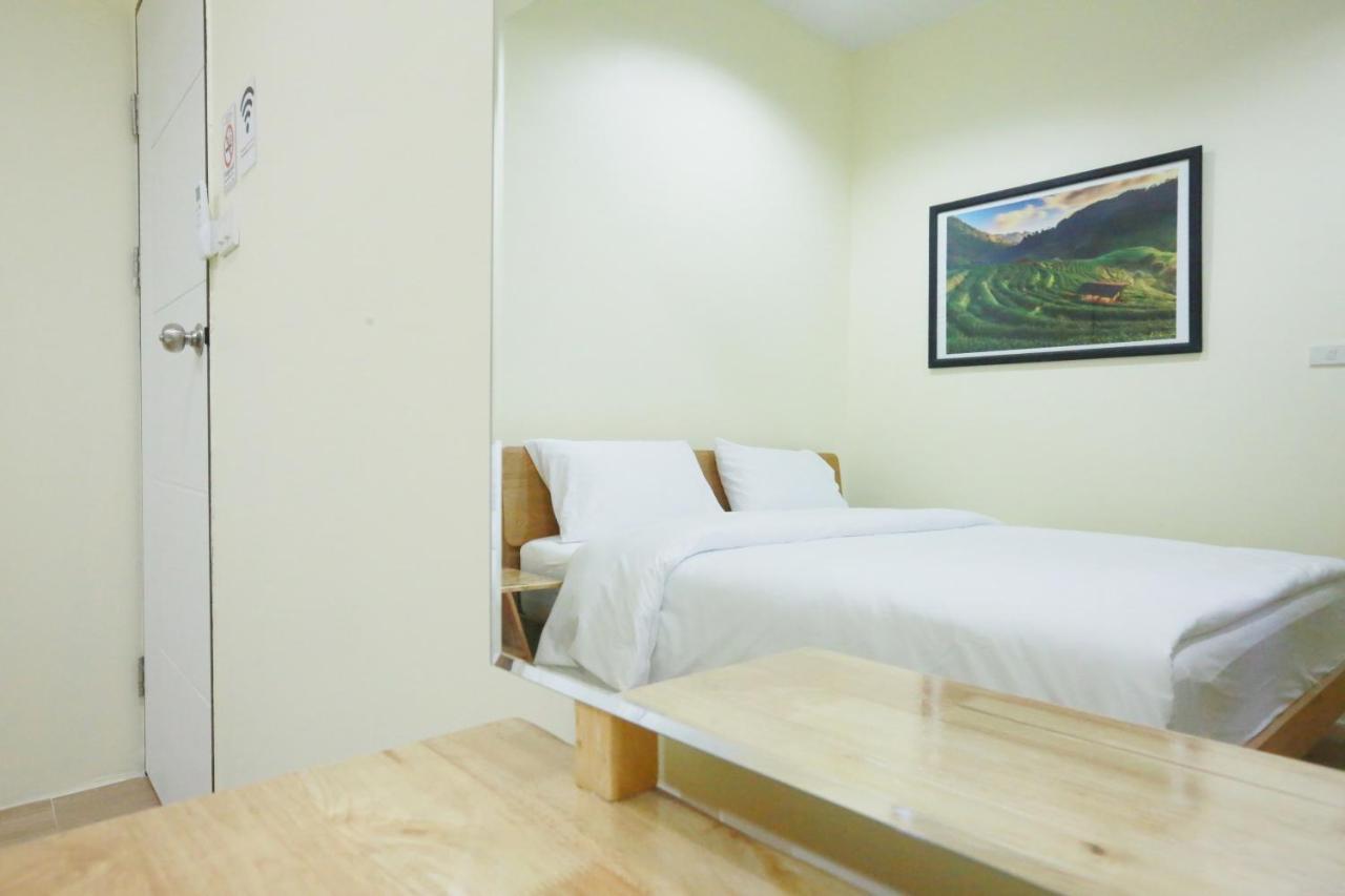 Albergue Interest Poshtel Bangkok Exterior foto